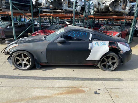 03-04 Nissan 350z Console Side Trims (Pair) OEM 68135CD000