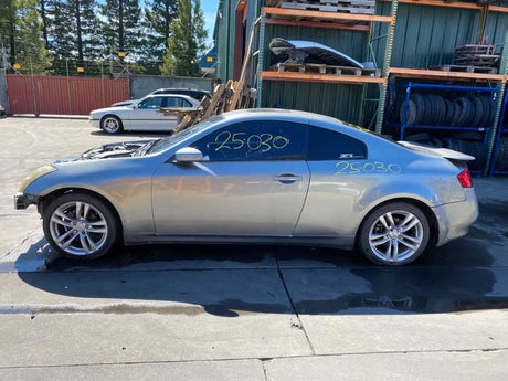 03-04 NISSAN 350Z 04-06 G35 IPDM Power Supply Module OEM 284B7-AQ006