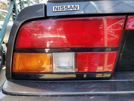84-86 Nissan 300ZX Driver Tail Lamp OEM 2655501P00