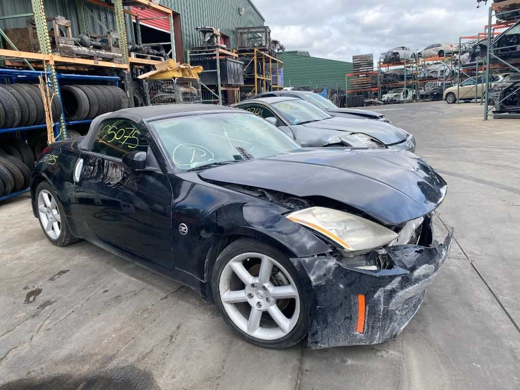 03-04 NISSAN 350Z Passenger Side View Mirror Black/KH3 OEM K6301CD060