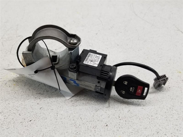 03 INFINITI G35 Sedan Ignition Switch w/ Key OEM D8700AL527