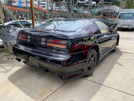 90-94 NISSAN 300ZX 2+2 Passenger Right Tail Light Qtr Panel Mtd OEM B655030P00