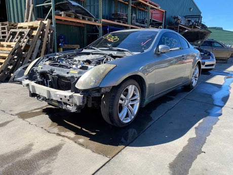 03-04 INFINITI G35 Coupe Front Bumper Reinforcement Bar w/Brackets OEM62030AM800