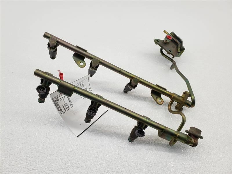 03-04 Nissan 350z FX35 G35 01-03 QX4 FBJC100 INJECTORS W/ RAIL 166005L700 OEM