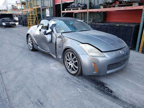 03-04 Nissan 350z Shifter Bezel A/T OEM 96913CD000