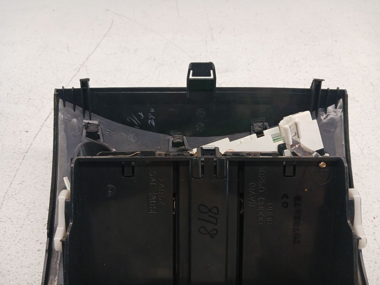 03-04 NISSAN 350Z Center Radio Dash Bezel Black/G OEM 68260-CD00A