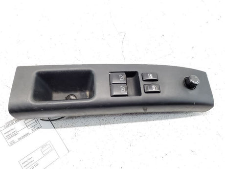 03-05 Nissan 350z Driver Door Window Switch OEM 25401CD02D