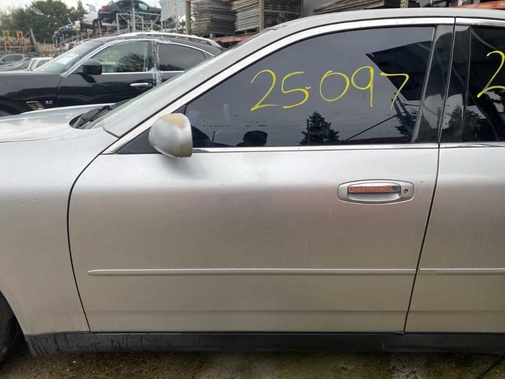 03 INFINITI G35 Sedan Ignition Switch w/ Key OEM D8700AL527