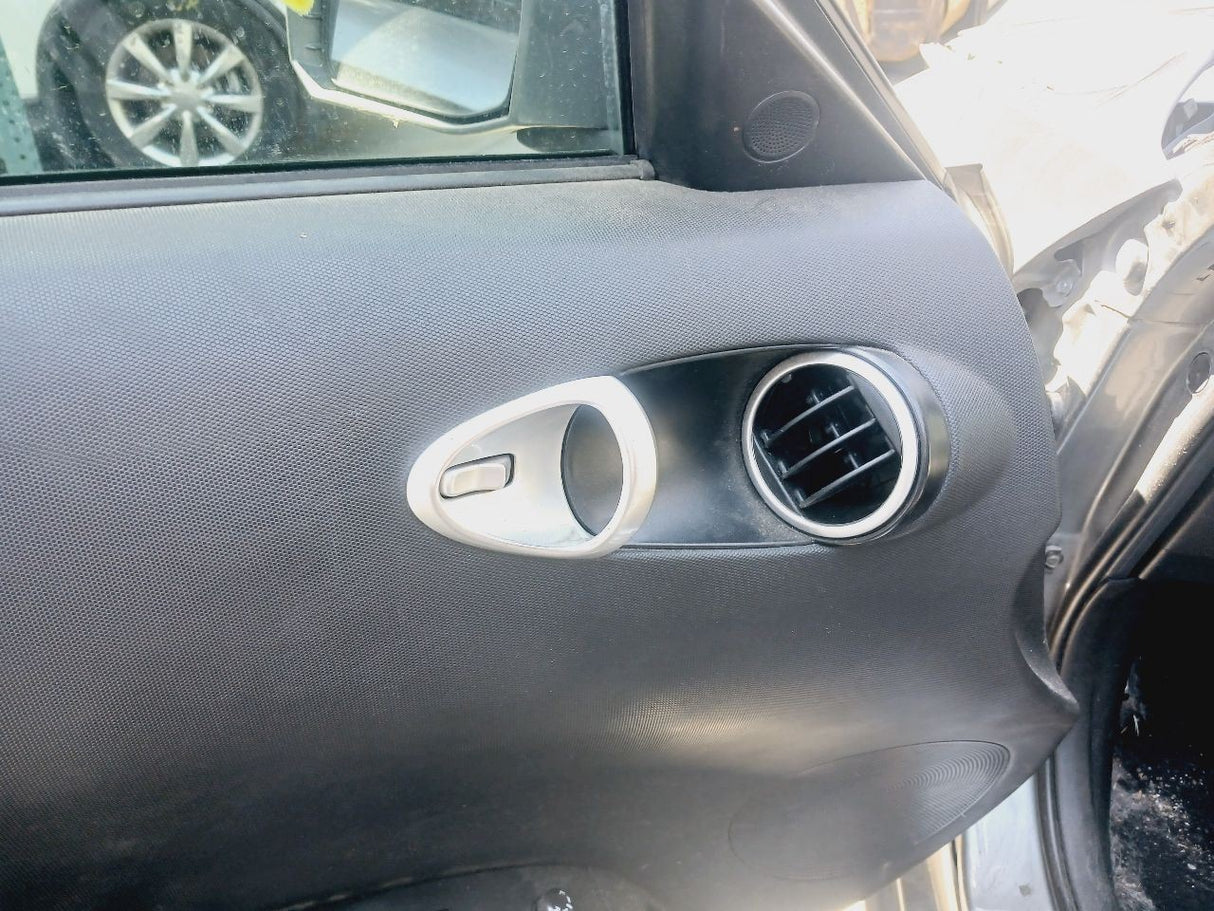 03-04 NISSAN 350Z Driver Interior Door Handle OEM 80671CD70A