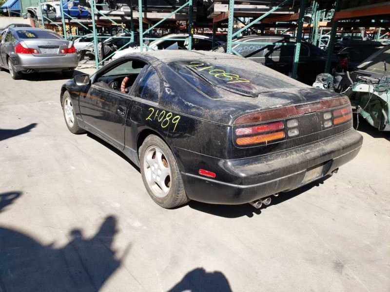 1992 Nissan 300ZX Driver Side F/L Apron Cut OEM 