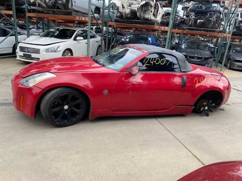 03-04 Nissan 350Z CONV R/R Rear Right Mud Flaps Red(AX6) OEM