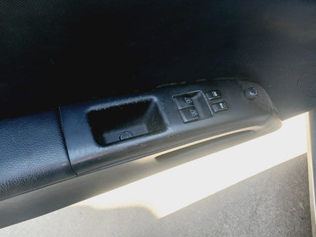 03-05 NISSAN 350Z Driver Front Door Switch Lock/Window Black/G OEM 25401CD02D