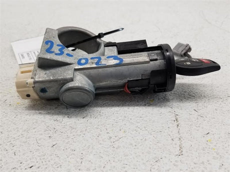 03 INFINITI G35 Sedan Ignition Switch w/ Key OEM D8700AL527