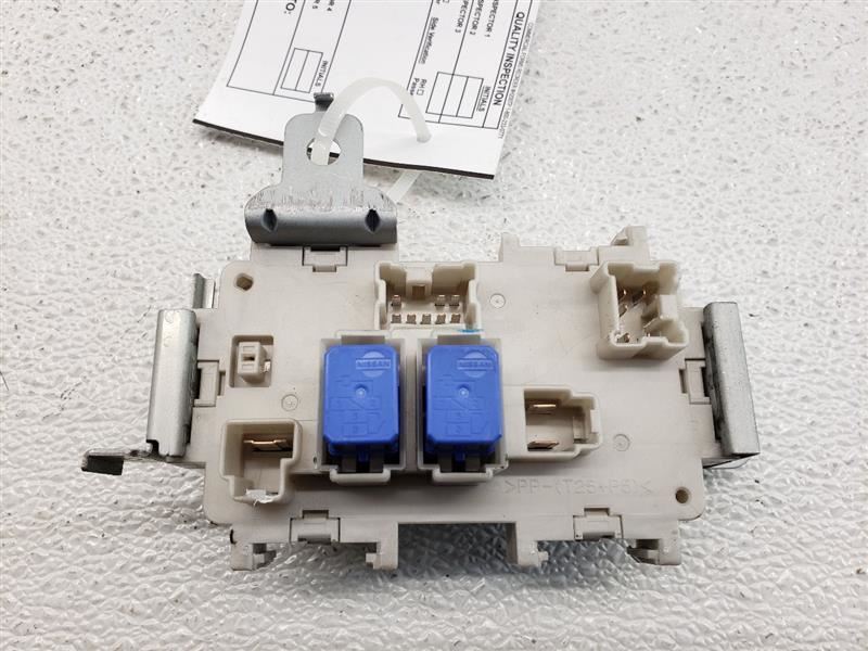 03-04 Nissan 350z Driver Kick Panel Fuses OEM 24350AM600
