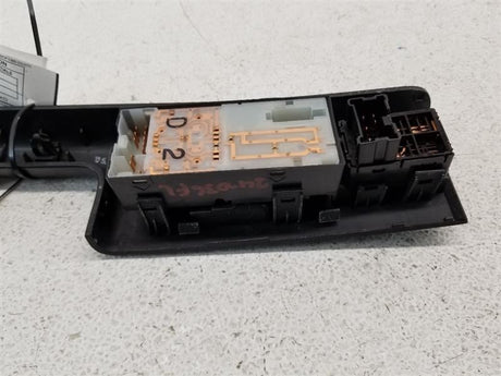03-05 NISSAN 350Z Driver Front Door Switch Lock/Window Black/G OEM 25401CD02D
