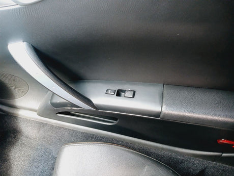03-04 NISSAN 350Z Front Passenger Power Window Switch Black OEM 80960-CD000