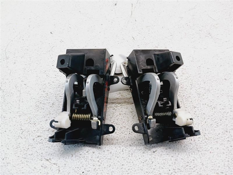 03-04 Nissan 350z Interior Door Handles (Pair) OEM 80670CD70A