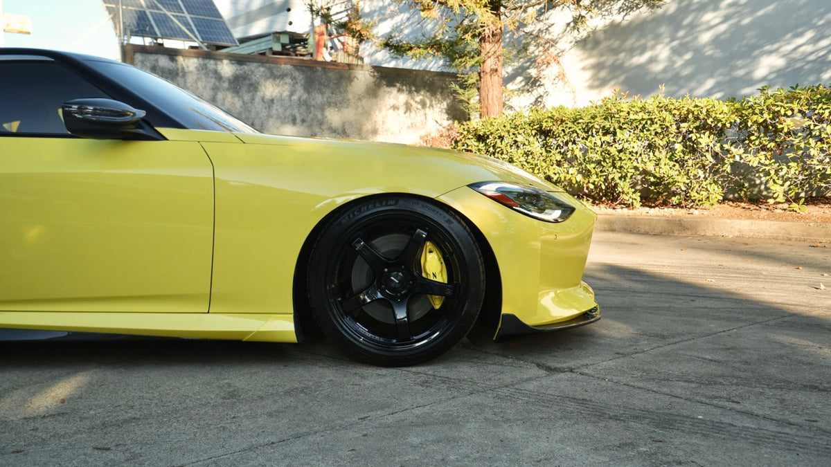 RAYS wheels and Michelin tires on the Proto Spec Z