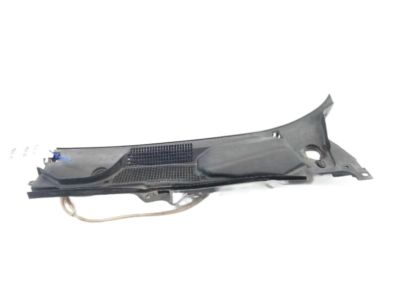 66863-CD010 Nissan Cowl Grille Product Photo 1 of 2