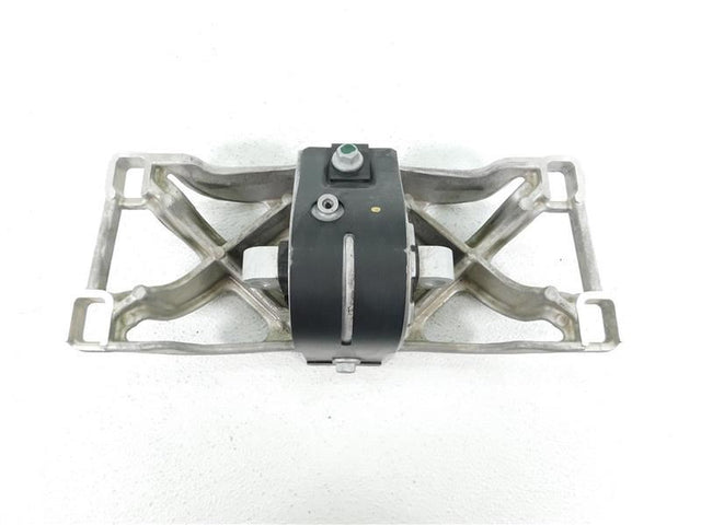 REAR ENGINE MOUNT BRACKET, 5.0