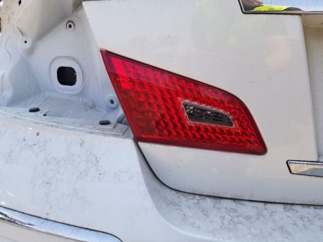 R/L TAIL LAMP, LID MTD