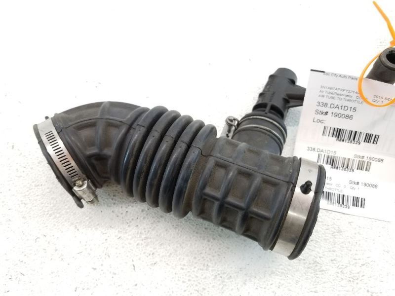 AIR TUBE TO THROTTLE