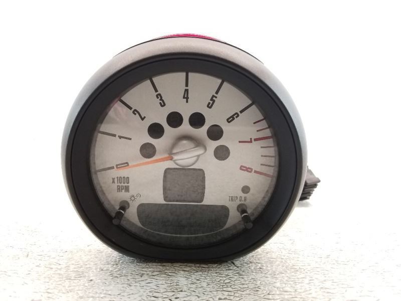 TACHOMETER