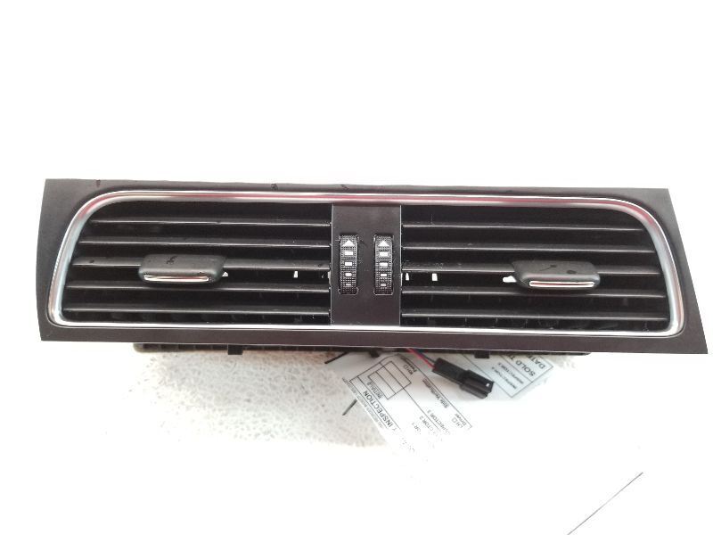 CENTER DASH VENT TRIM PANEL