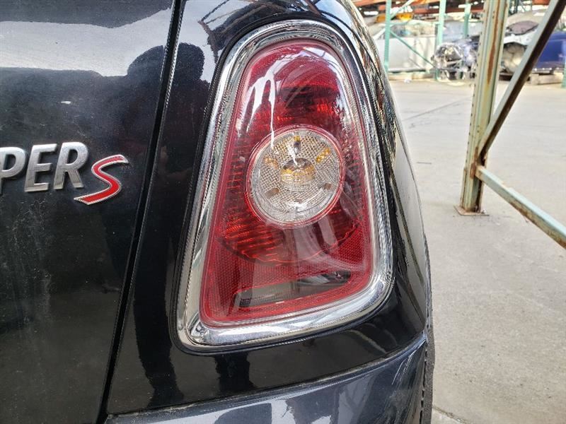 R/R TAIL LAMP, W/ REVERSE