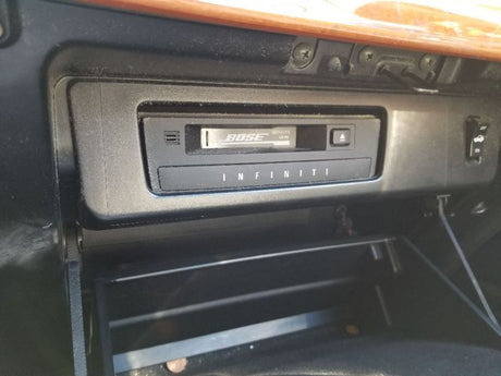 CASSETTE PLAYER