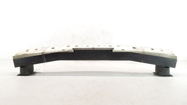REAR BUMPER REINFORCEMENT W/ BRACKET