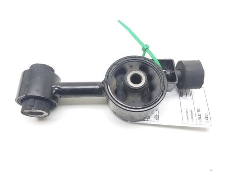 TOP ENGINE MOUNT TORQUE ROD