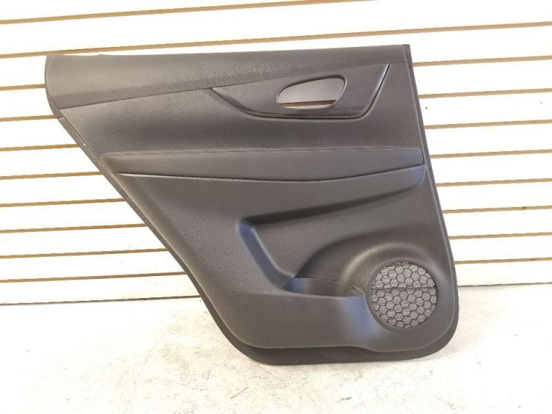 R/R DOOR TRIM PANEL - BLACK(G)