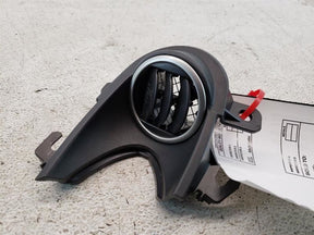 F/L DOOR VENT TRIM