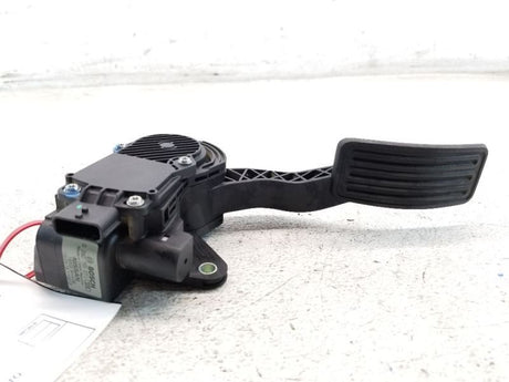 ACCELERATOR GAS PEDAL