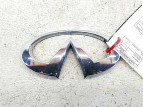 FRONT INFINITI LOGO
