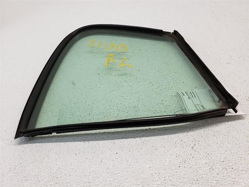 R/L DOOR VENT GLASS