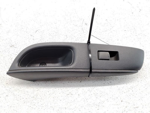 R/L DOOR WINDOW SWITCH - BLACK(G)