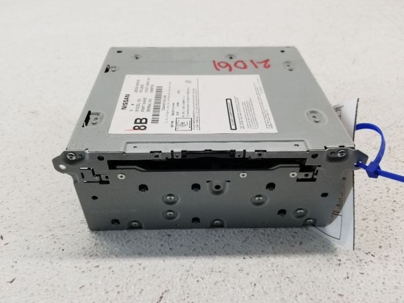 RADIO RECEIVER, W/ NAVI