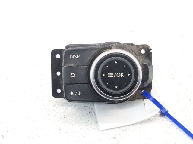 INFO SCREEN CONTROL UNIT