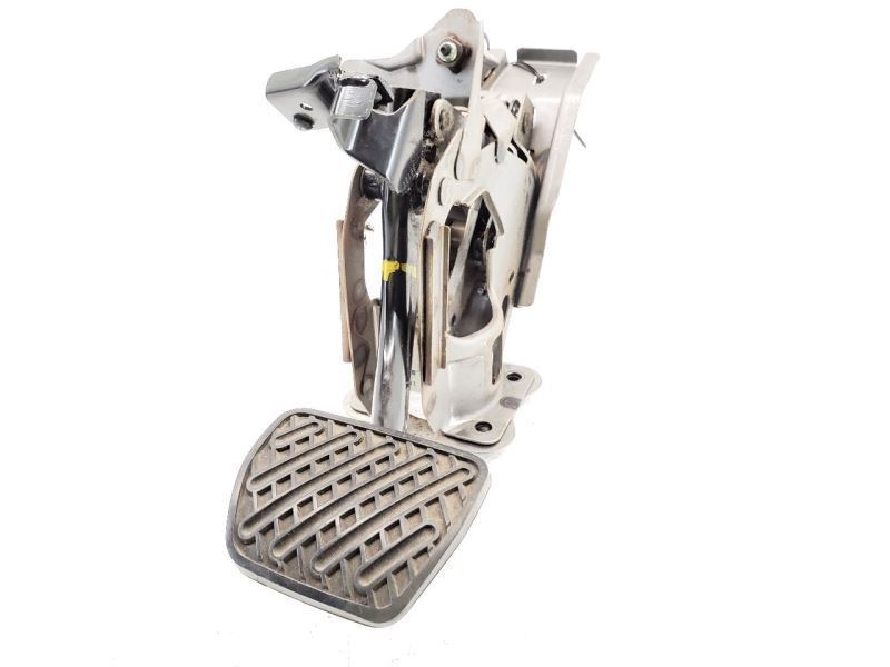 A/T BRAKE PEDAL
