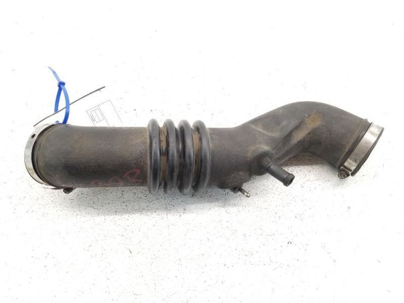 F/R AIR DUCT TUBE TO THROTTLE