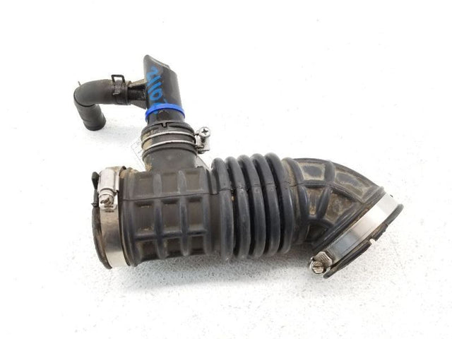 AIR DUCT TUBE TO THROTTLE