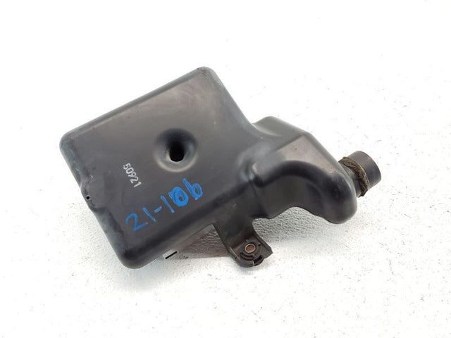 FRONT AIR DUCT RESONATOR