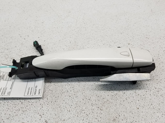 F/R EXT DOOR HANDLE - WHITE(XAB)