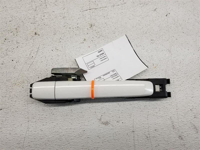 R/R EXT DOOR HANDLE - WHITE(QAA)