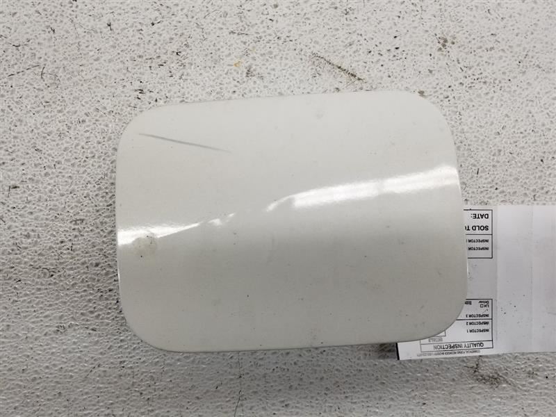 SDN- FUEL FILLER DOOR - WHITE(QAA)