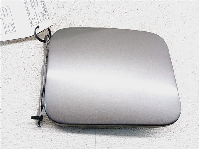 FUEL FILLER DOOR - GREY(KAD)