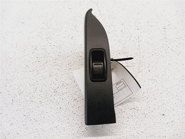 SDN- R/R DOOR WINDOW SWITCH -BLK(G)