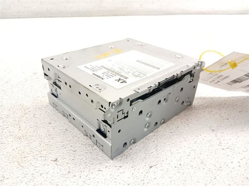 4HB0B- RADIO RECEIVER, 11/13